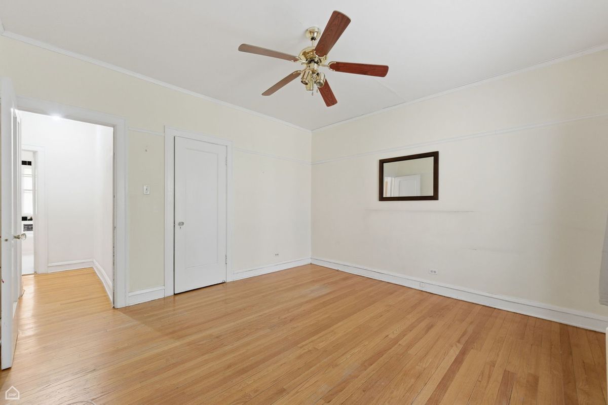 356 Ridge Avenue #6-1, Evanston, IL 60202