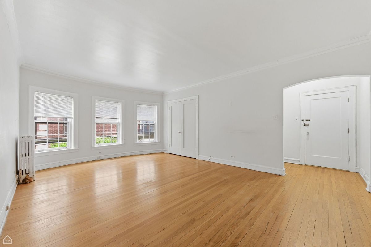 356 Ridge Avenue #6-1, Evanston, IL 60202