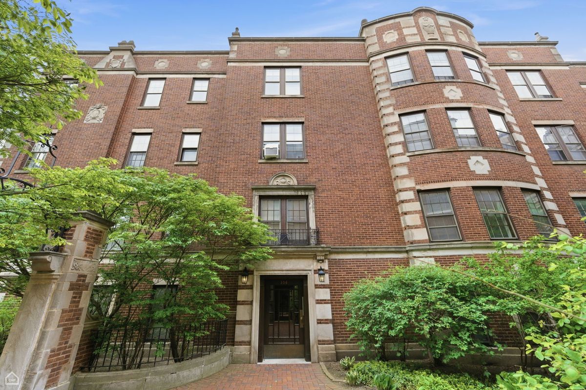 356 Ridge Avenue #6-1, Evanston, IL 60202