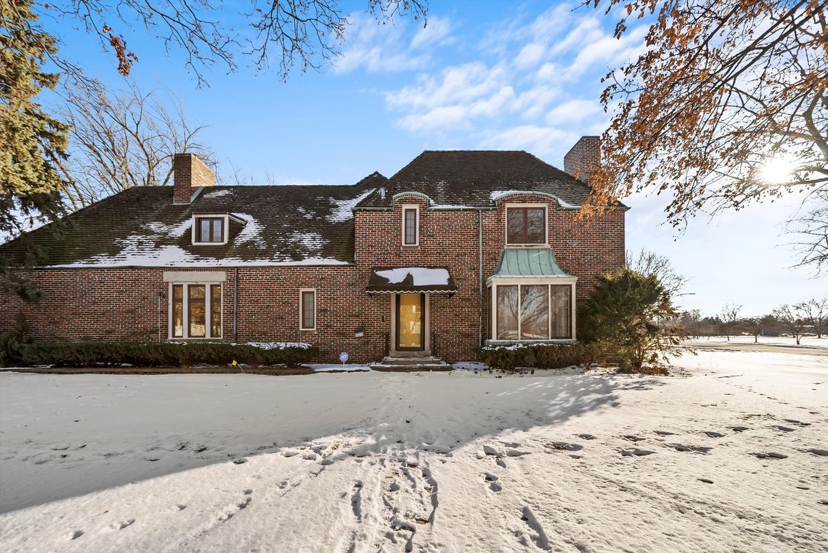 11731 Bell Avenue, Chicago, IL 60643