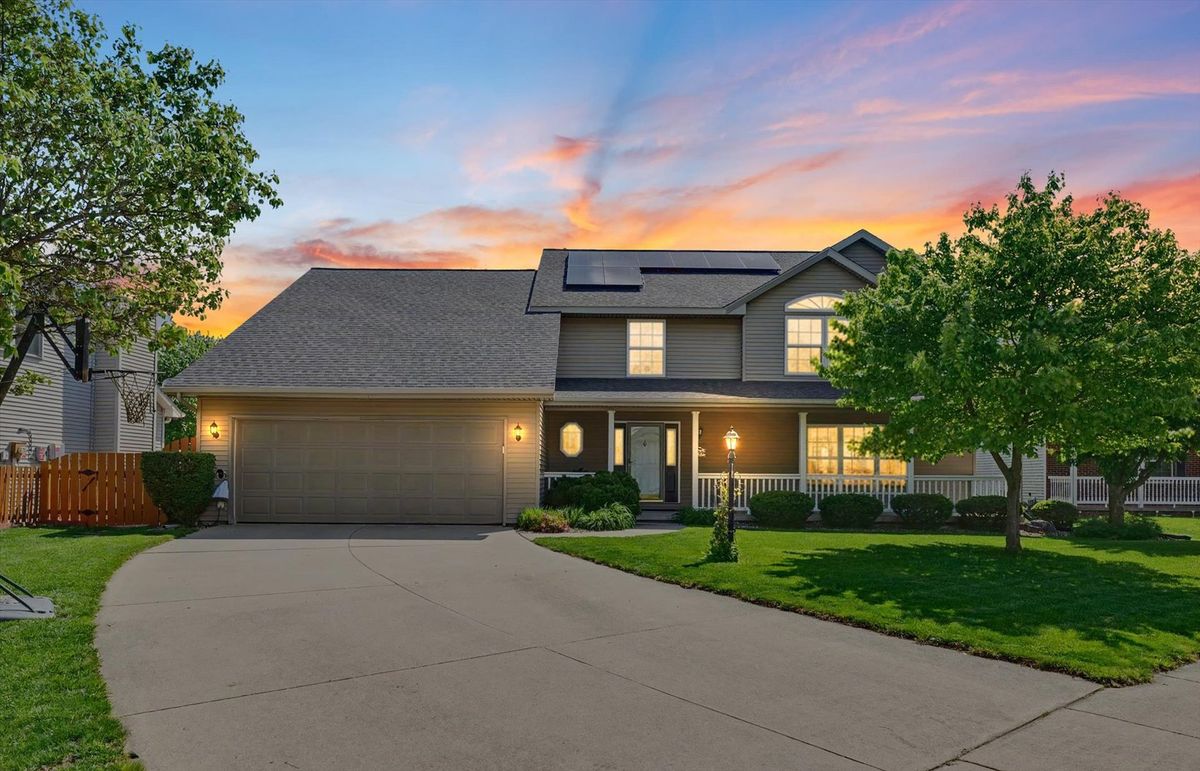 3208 Cherry Hills Drive, Champaign, IL 61822