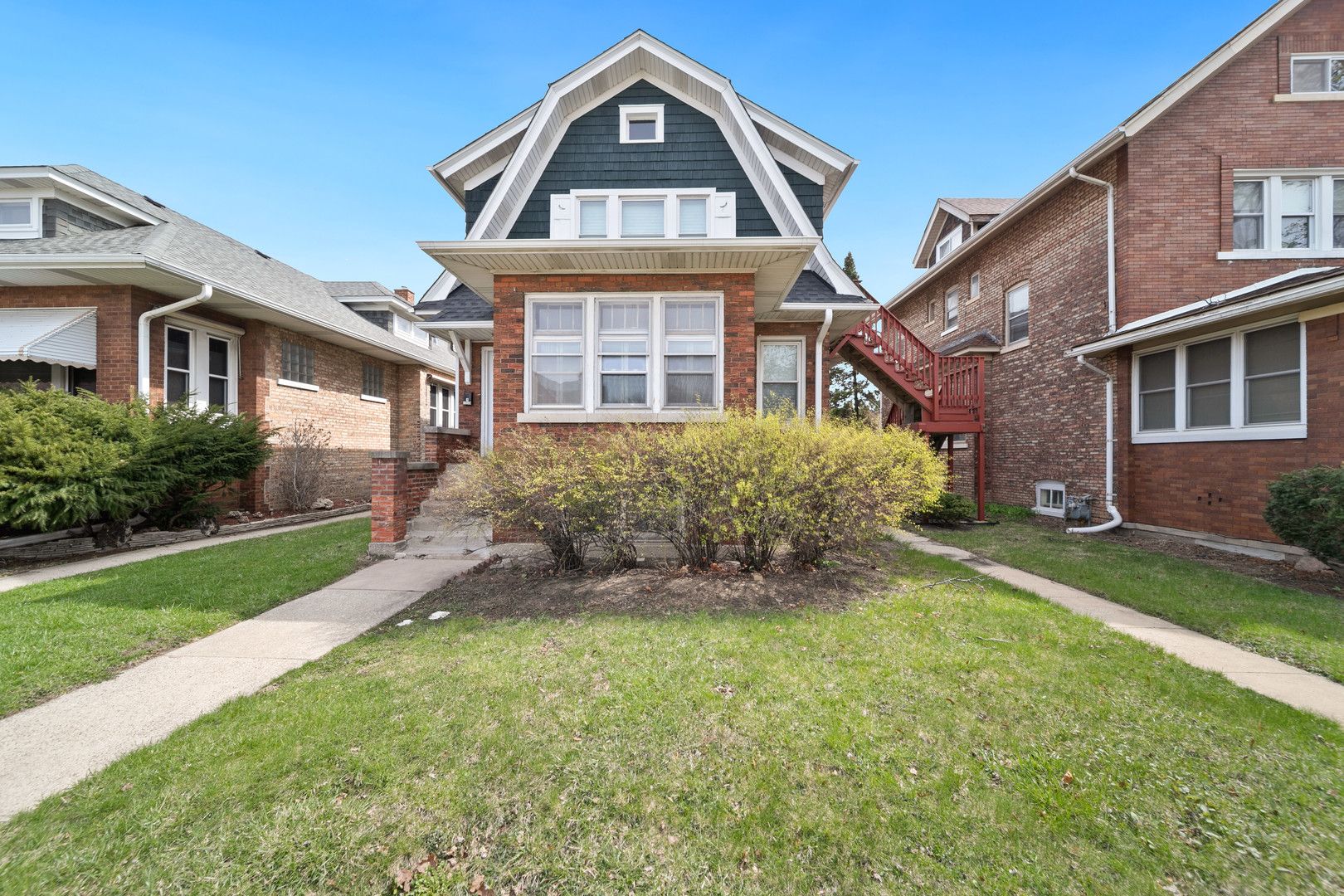 616 Circle Avenue #1 — Forest Park, IL 60130