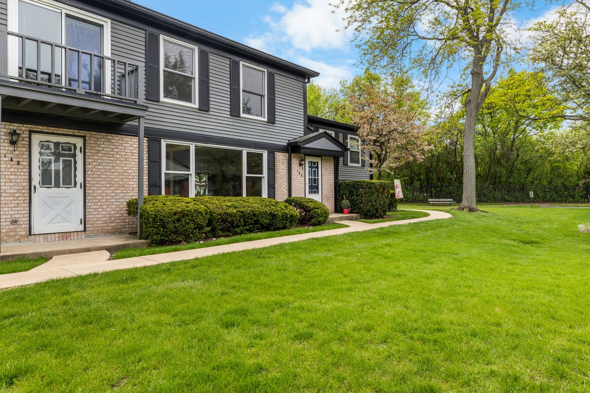 146 Inverrary Lane, Deerfield, IL 60015