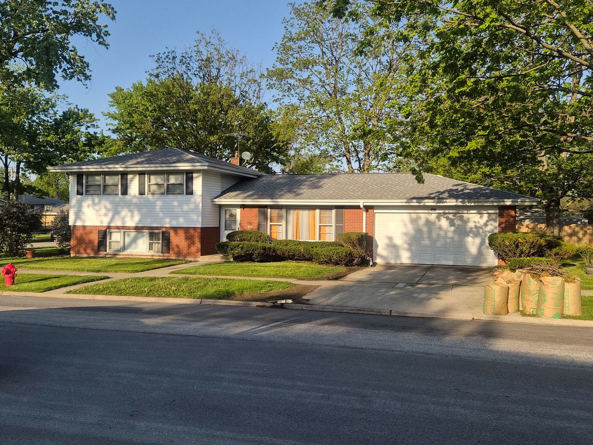 18345 Pierce Avenue, Homewood, IL 60430