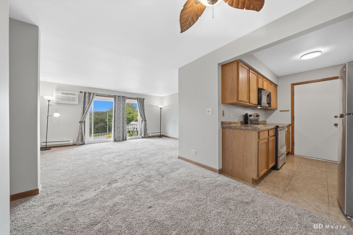 5701 129th Street #2D, Crestwood, IL 60418