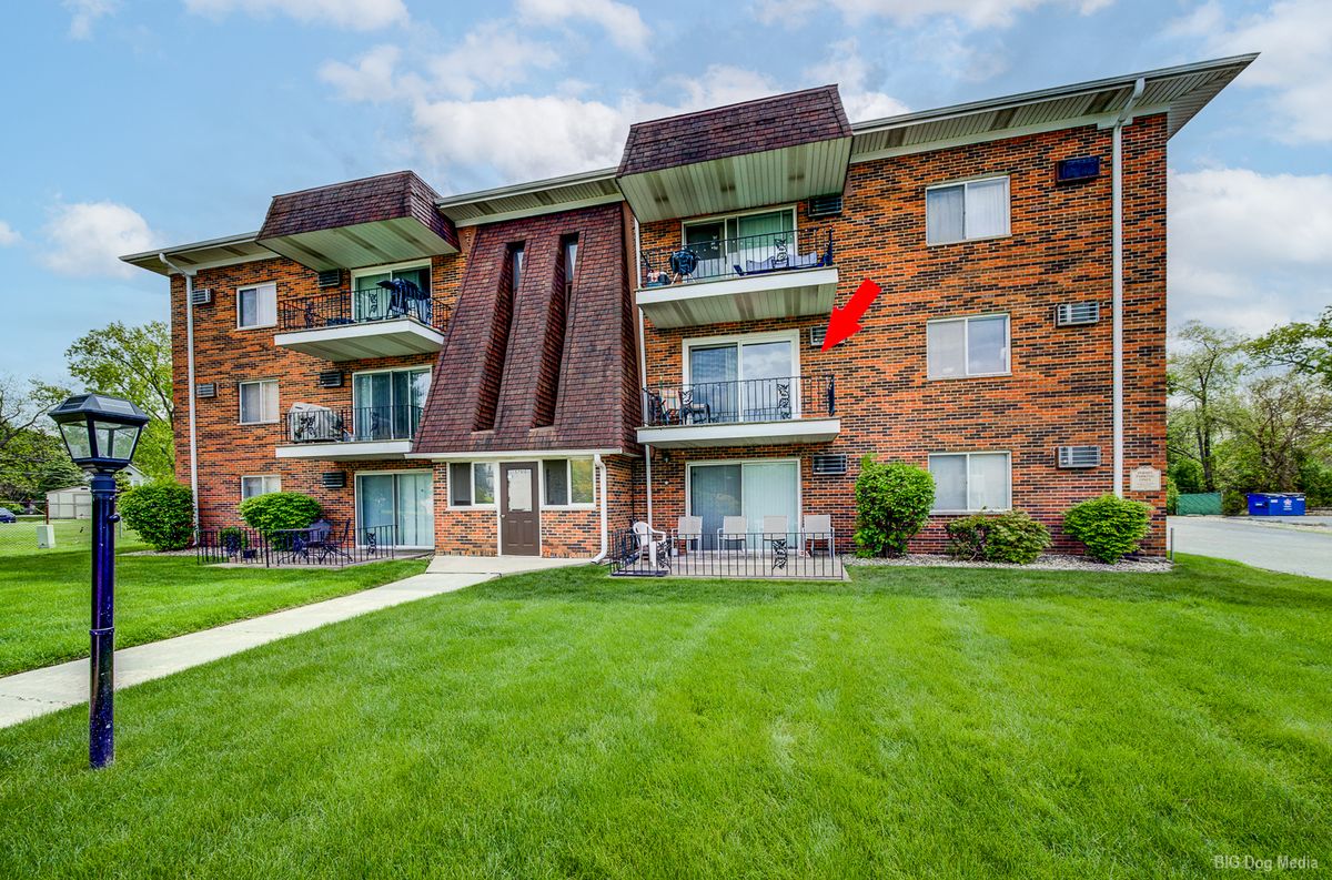 5701 129th Street #2D, Crestwood, IL 60418