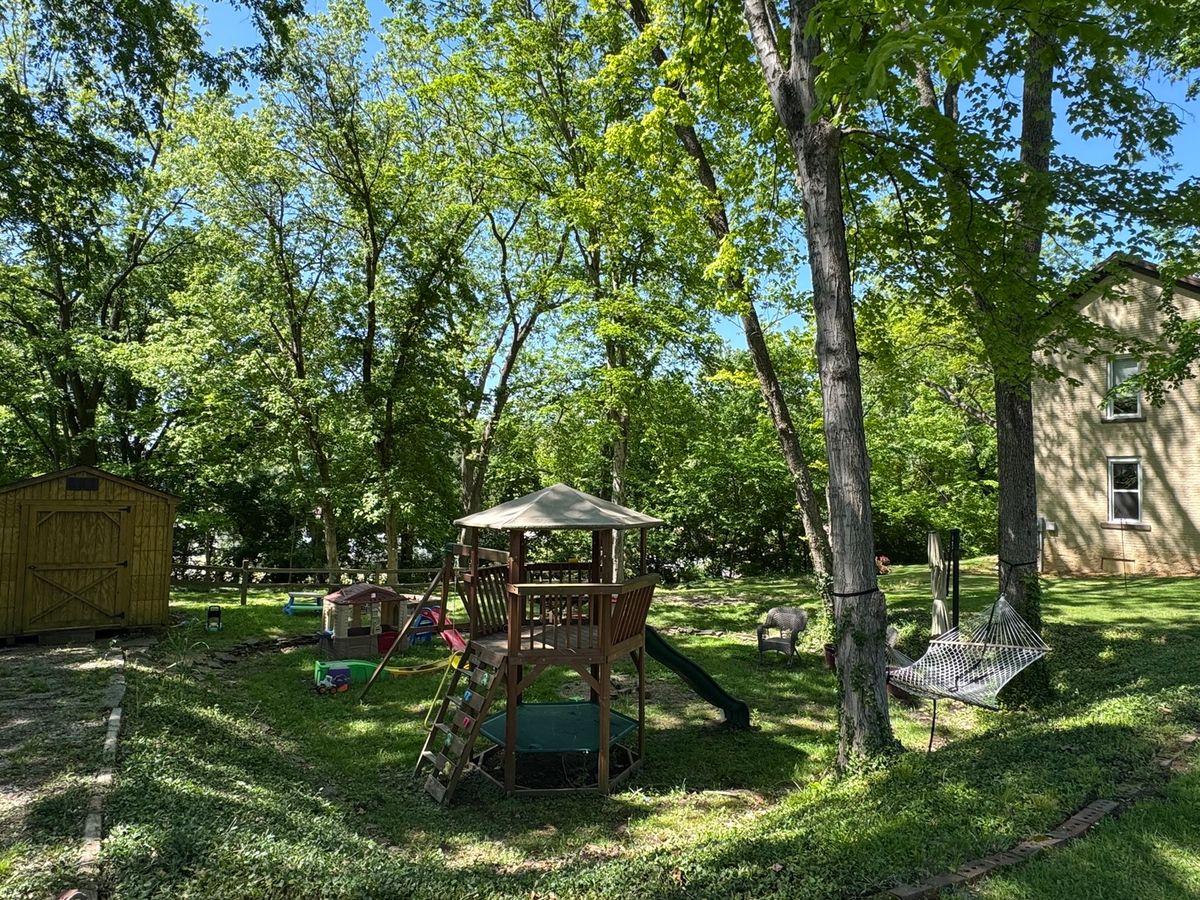 104 W Heacock Street, Jonesboro, IL 62952