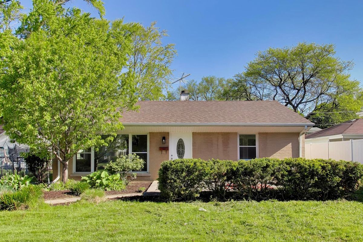 2113 Seward Street, Evanston, IL 60202