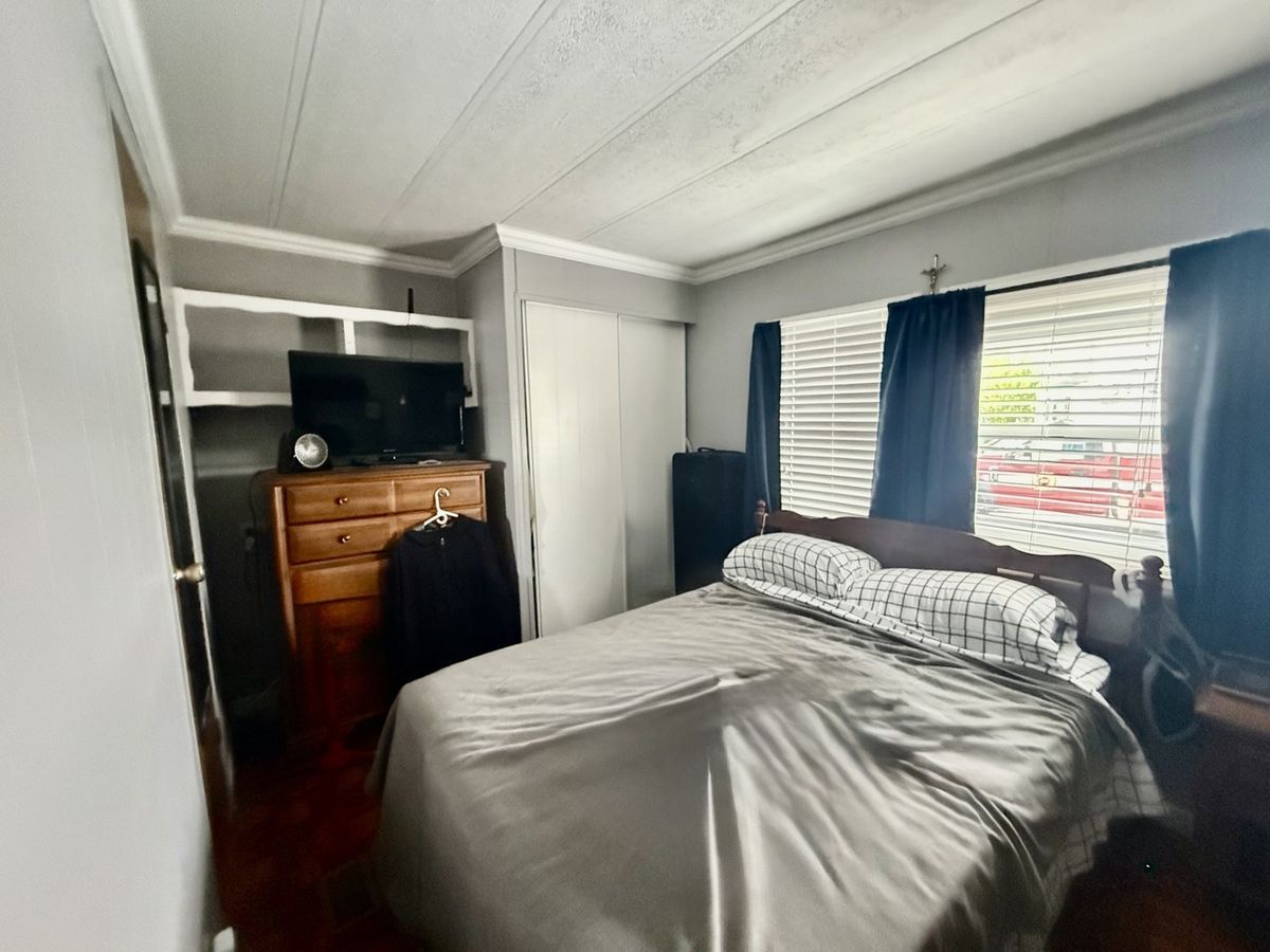 2705 St Vincents Avenue #44, Lasalle, IL 61301