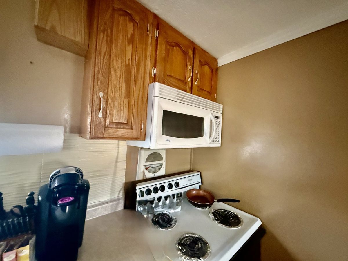 2705 St Vincents Avenue #44, Lasalle, IL 61301
