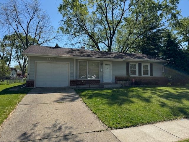 1123 Cedar Lane — Elk Grove Village, IL 60007