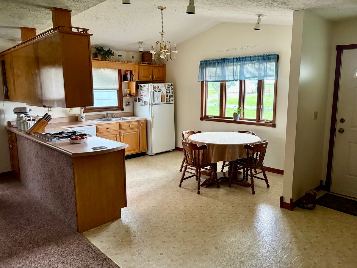 326 Hight Street, Macon, IL 62544