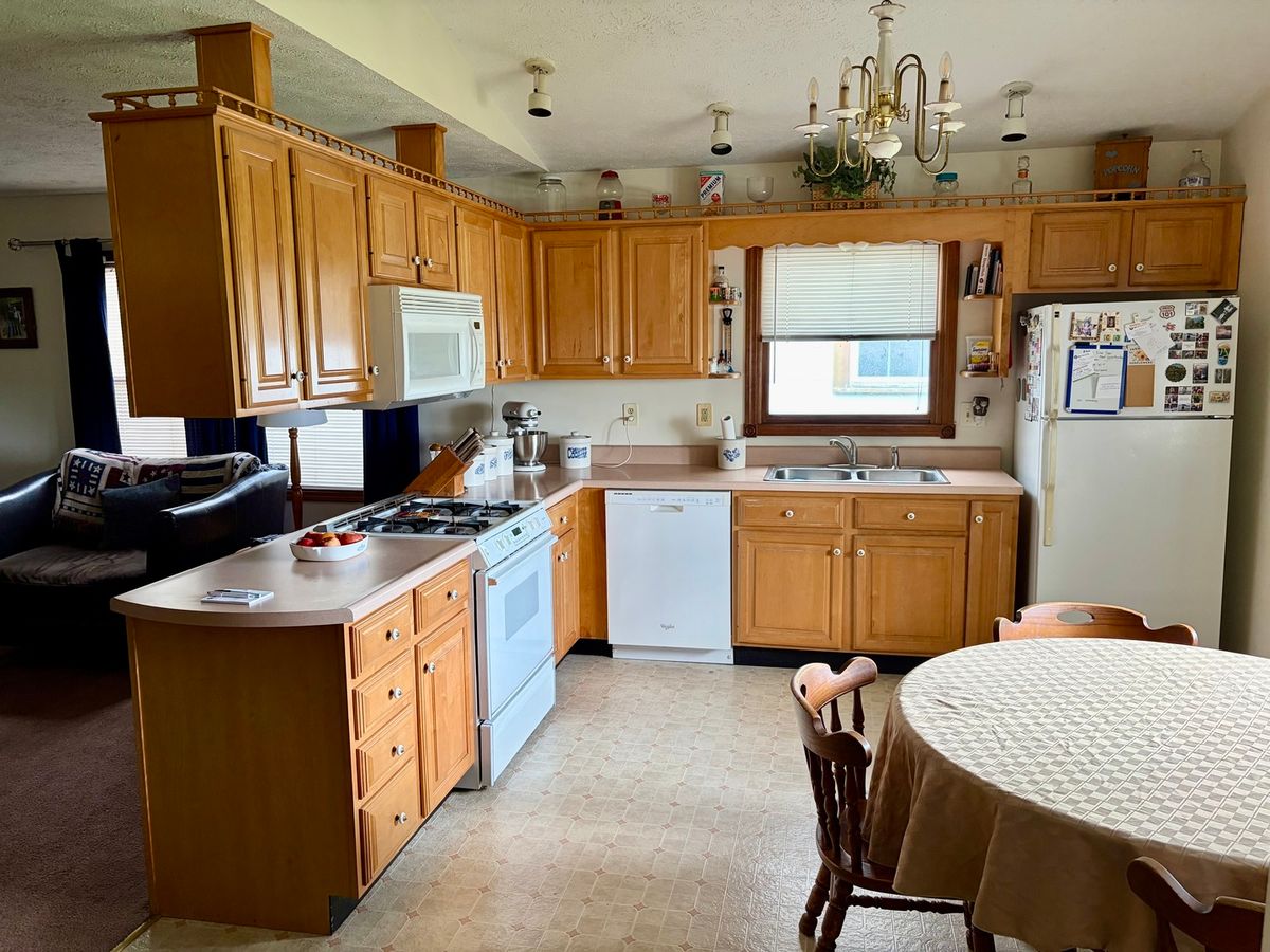 326 Hight Street, Macon, IL 62544