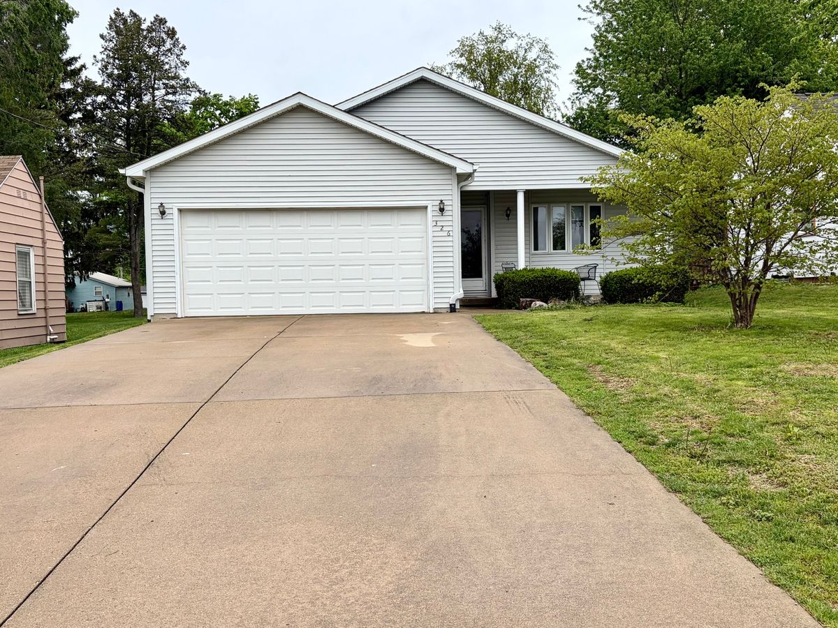 326 Hight Street, Macon, IL 62544