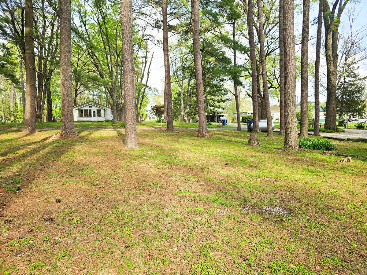 1831 Duck Lane, Centralia, IL 62801