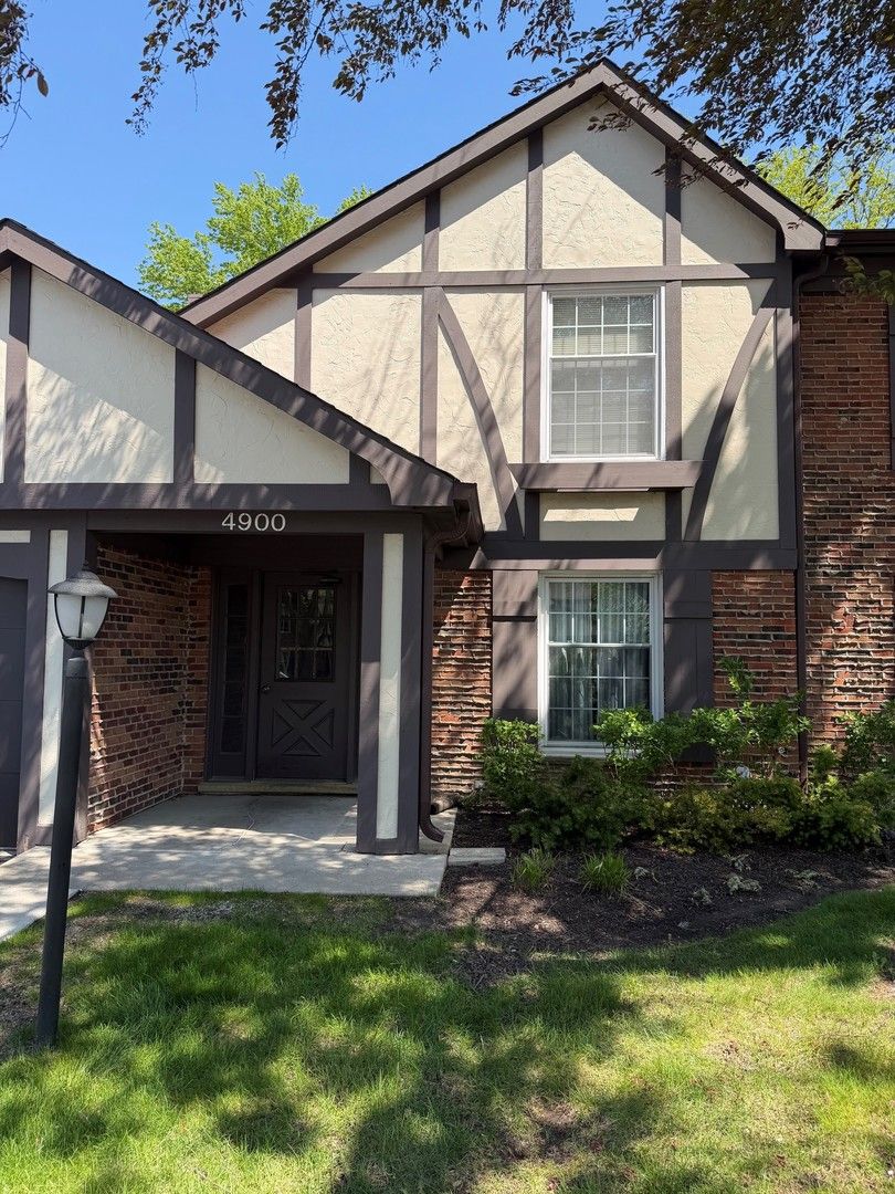 4900 Kimball Hill Drive, Rolling Meadows, IL 60008