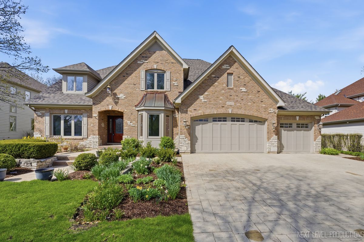 6027 Rosinweed Lane, Naperville, IL 60564