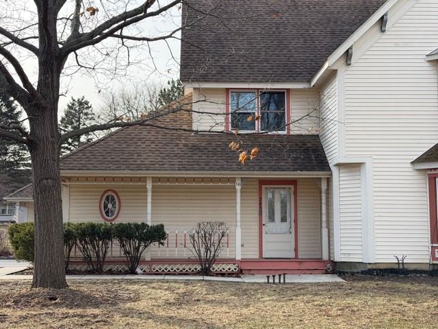 745 Regina Court, Woodstock, IL 60098