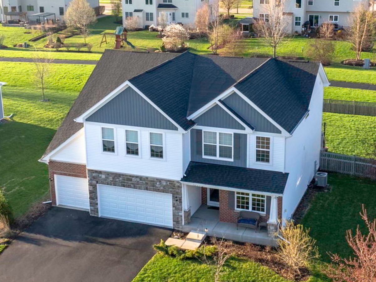 13008 Timber Wood Circle, Plainfield, IL 60585