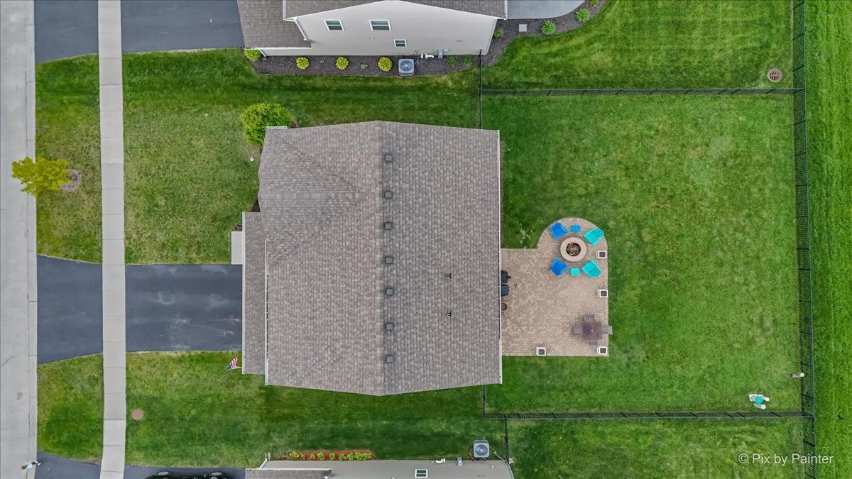 852 Wildwood Drive, Pingree Grove, IL 60140