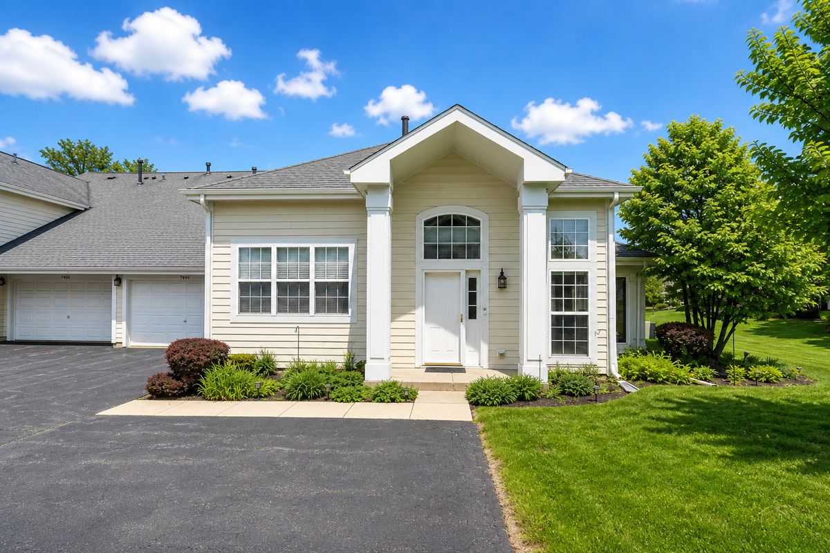 9430 Lenox Lane, Lakewood, IL 60014