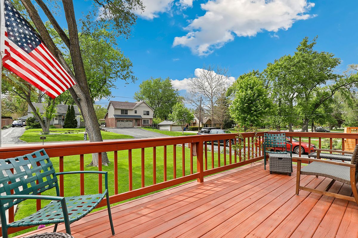 15715 Lavergne Avenue, Oak Forest, IL 60452