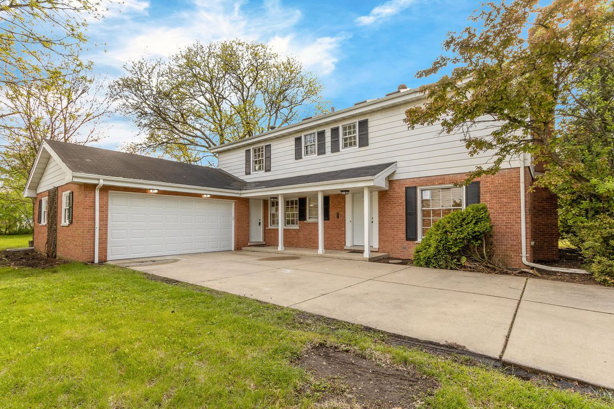 3018 MacFarlane, Flossmoor, IL 60422