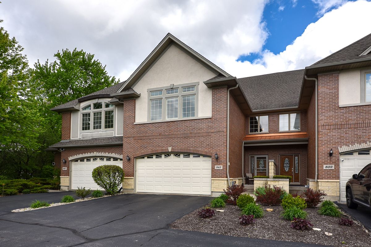843 Franklin Avenue, Palatine, IL 60067