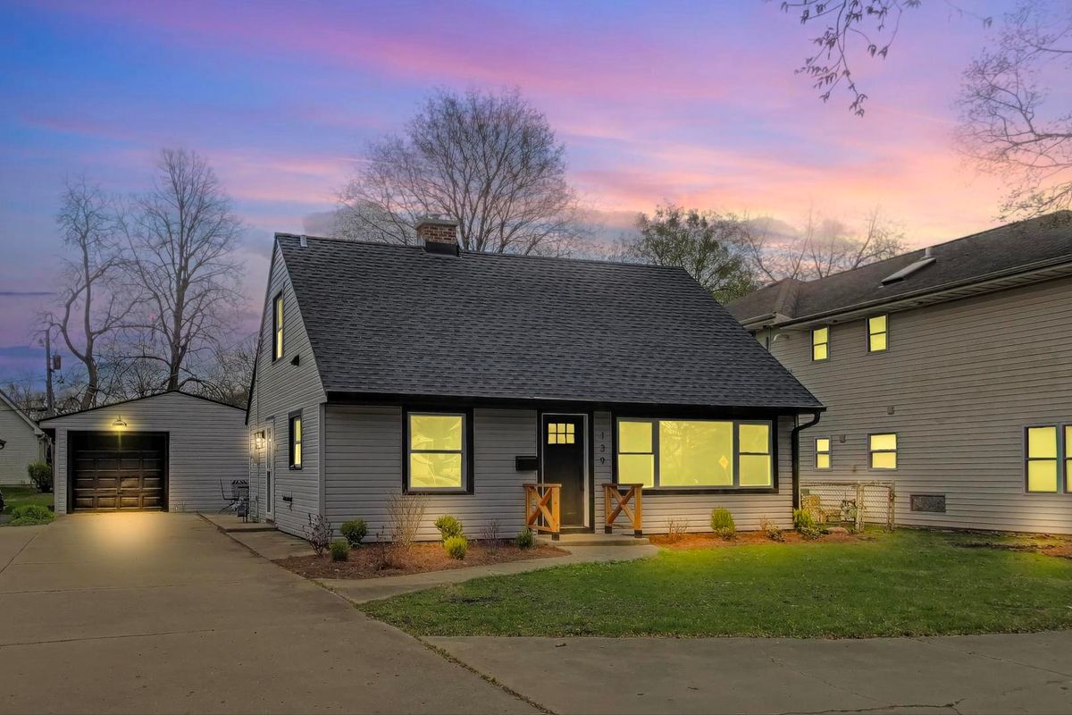 139 Quentin Road, Palatine, IL 60067