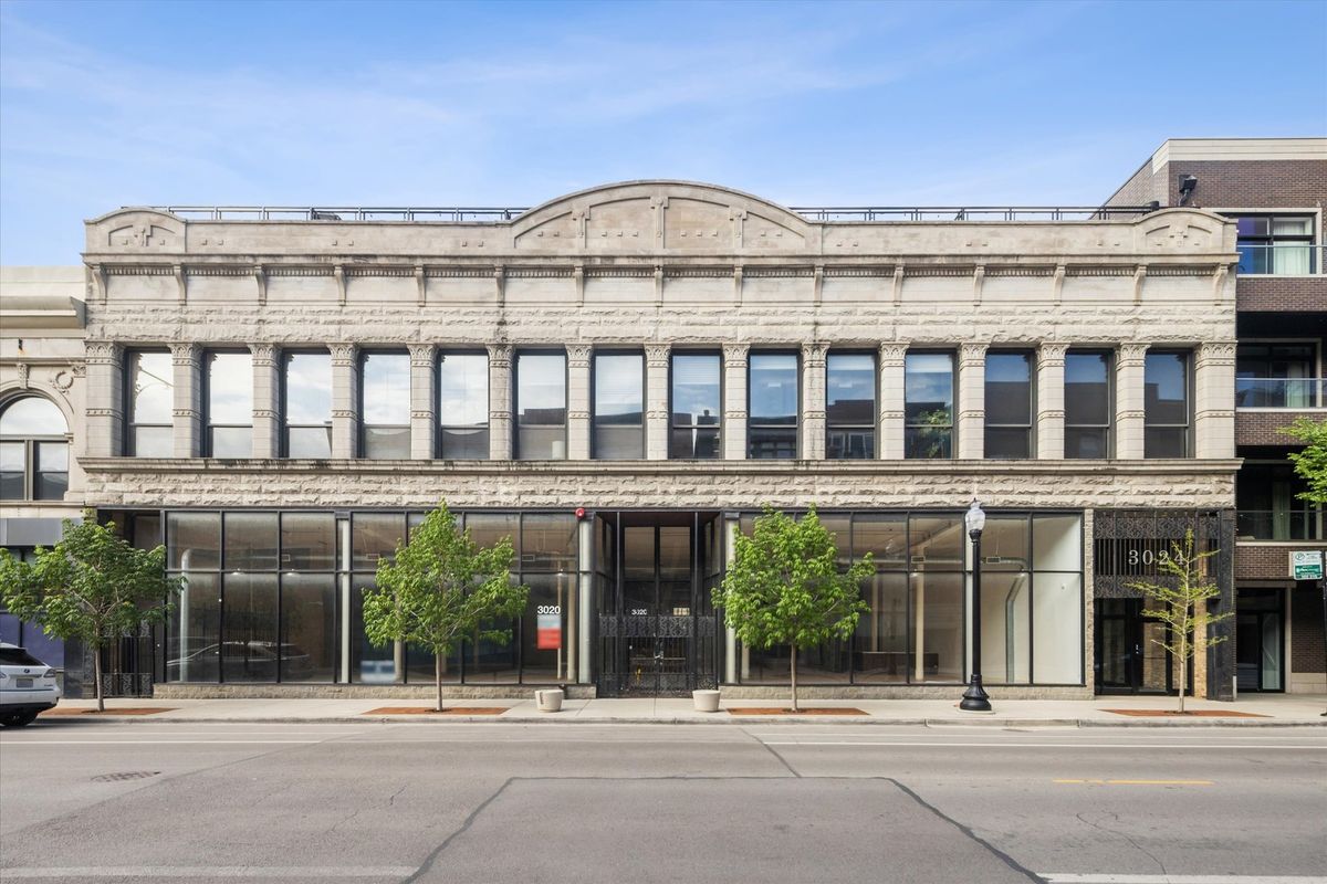 3024 Lincoln Avenue, Chicago, IL 60657