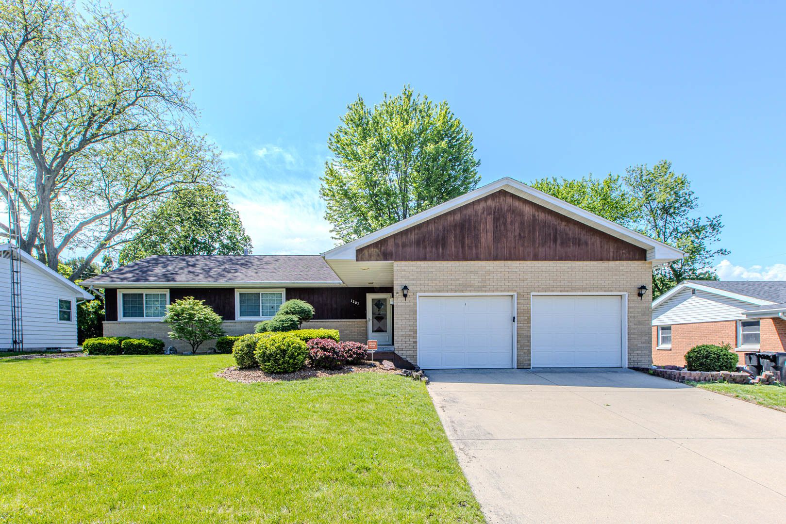 1207 Russell Street — Normal, IL 61761
