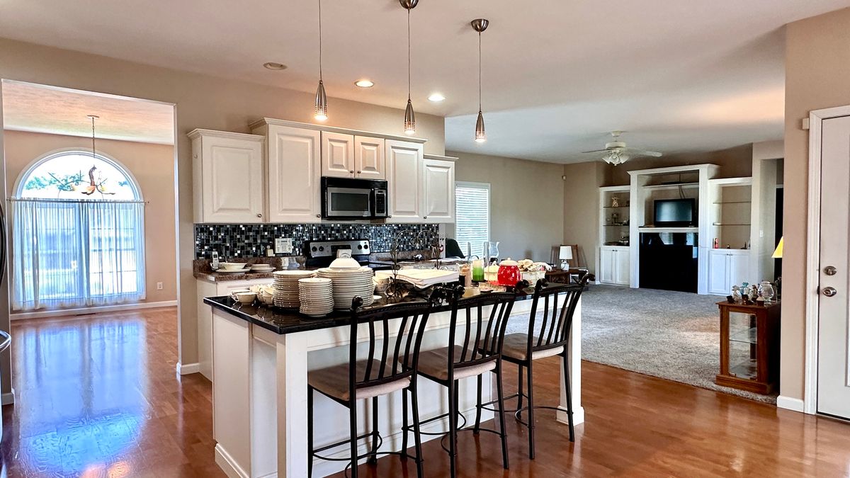 1208 Turnberry Drive, Herrin, IL 62948