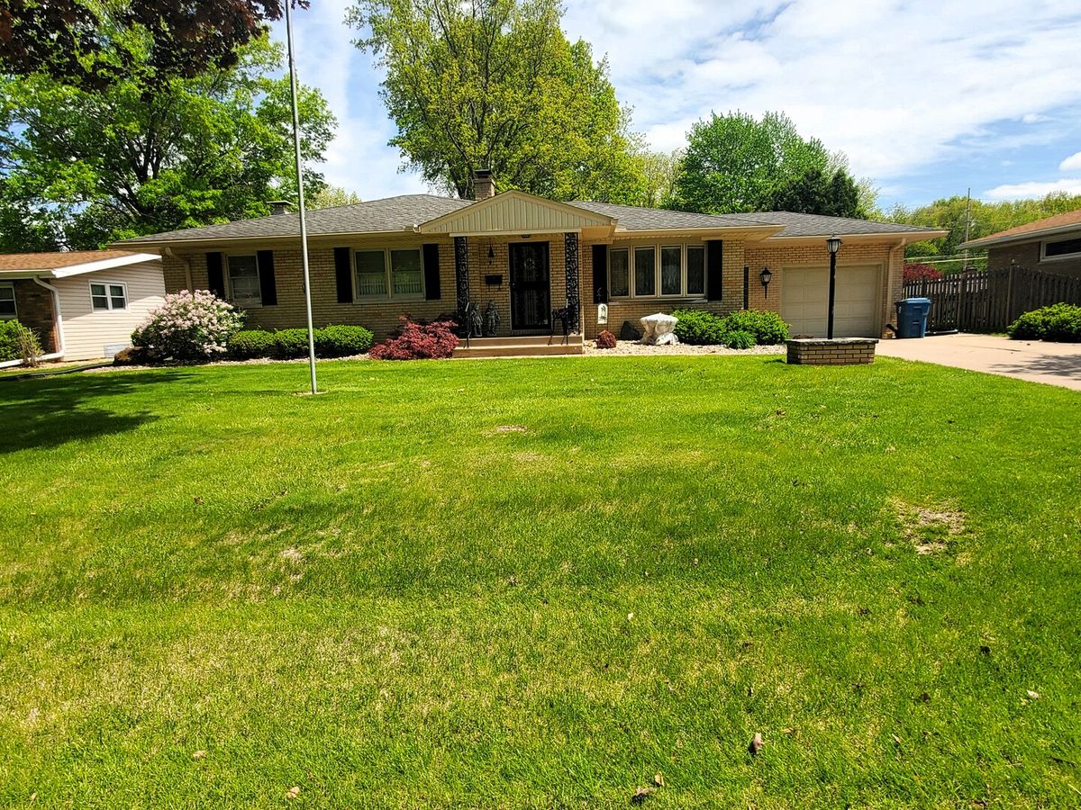 3500 12th Street, East Moline, IL 61244