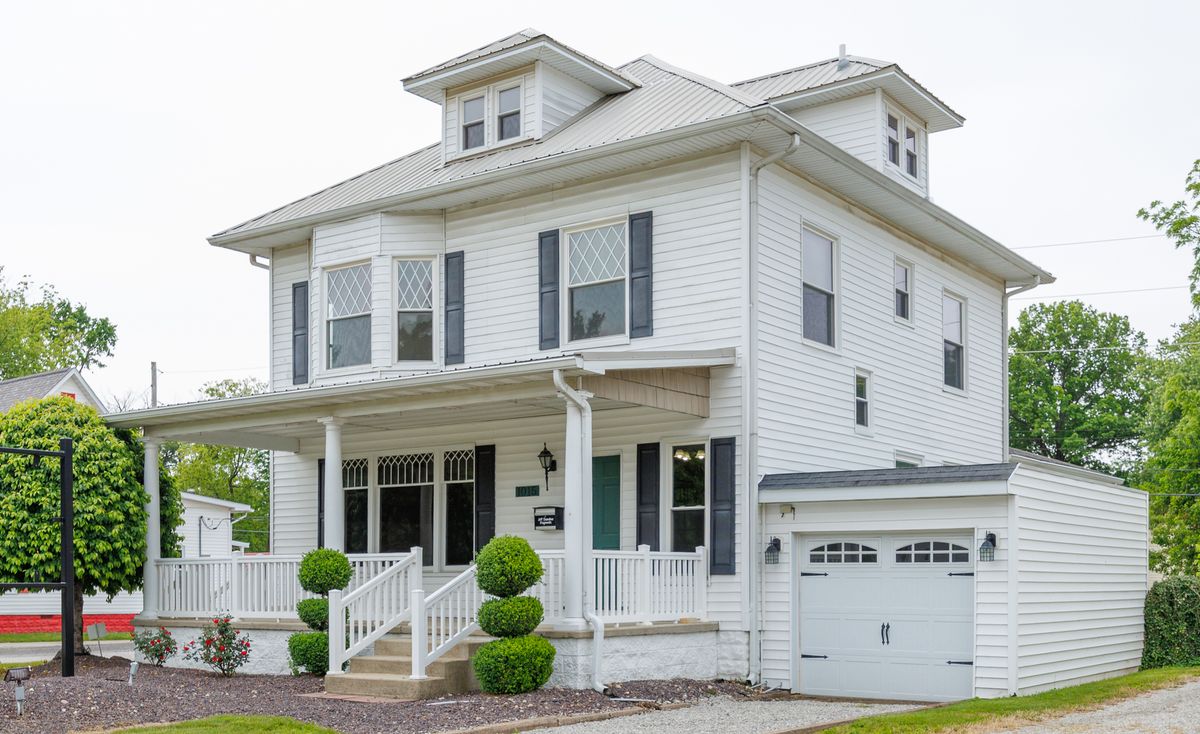 1015 Main Street, Salem, IL 62881
