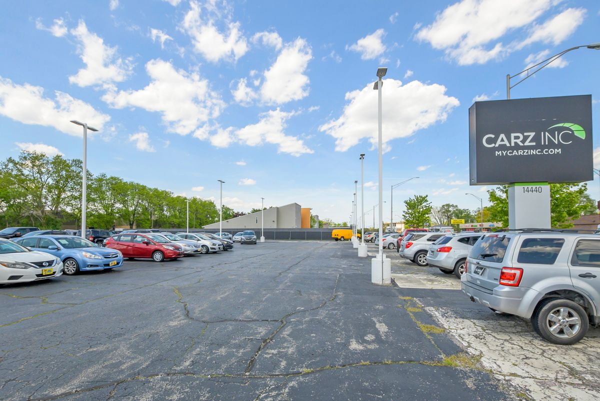 14440 Cicero Avenue, Midlothian, IL 60445