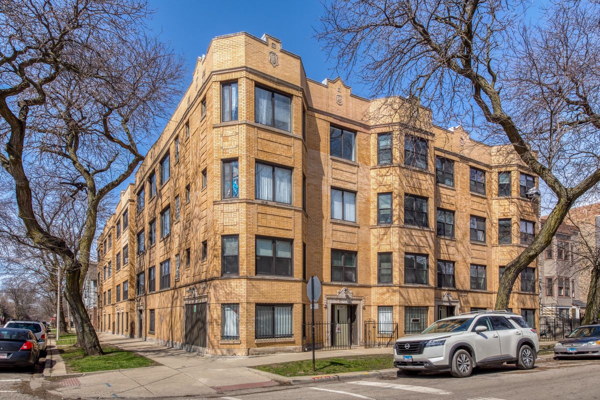 3058 Cortland Street, Chicago, IL 60647