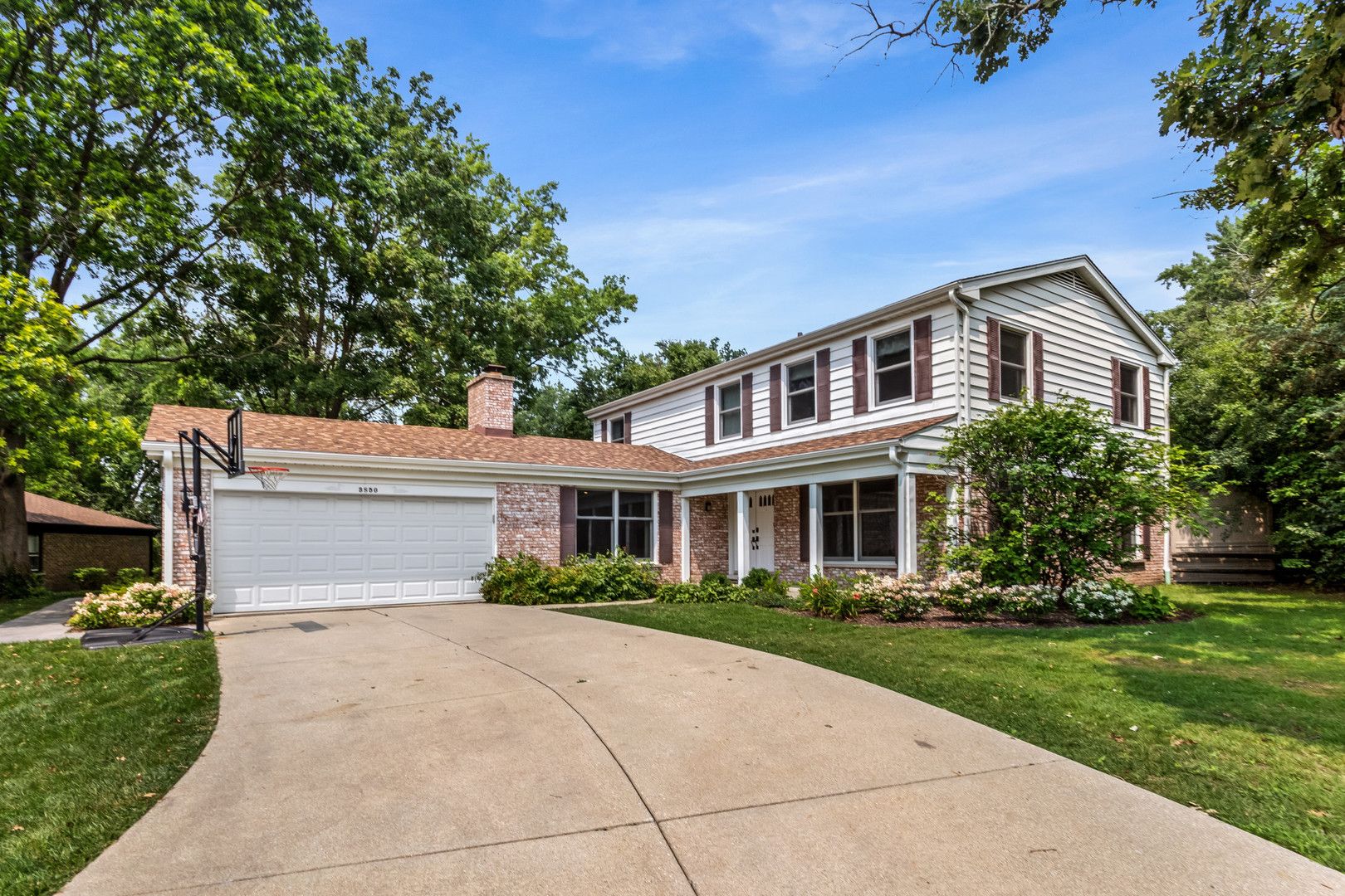 3850 Dauphine Avenue — Northbrook, IL 60062