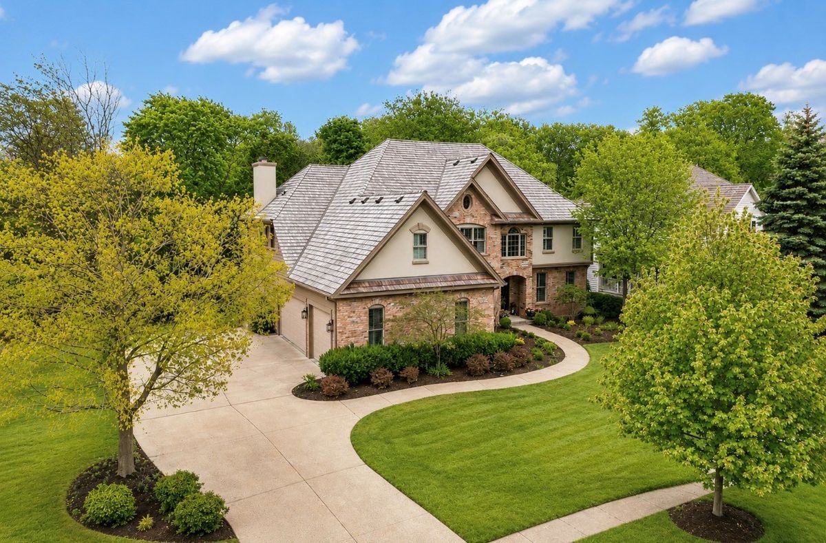 1620 Mulberry Drive, Libertyville, IL 60048