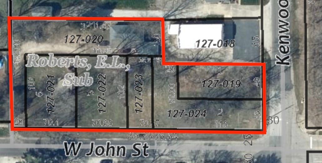2404 John Street, Champaign, IL 61821