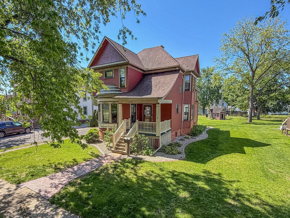 444 E Center Street, Paxton, IL 60957