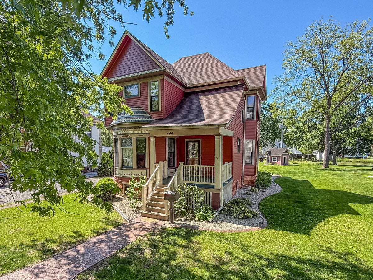 444 Center Street, Paxton, IL 60957