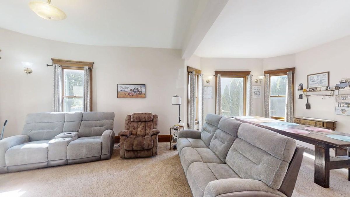 444 E Center Street, Paxton, IL 60957