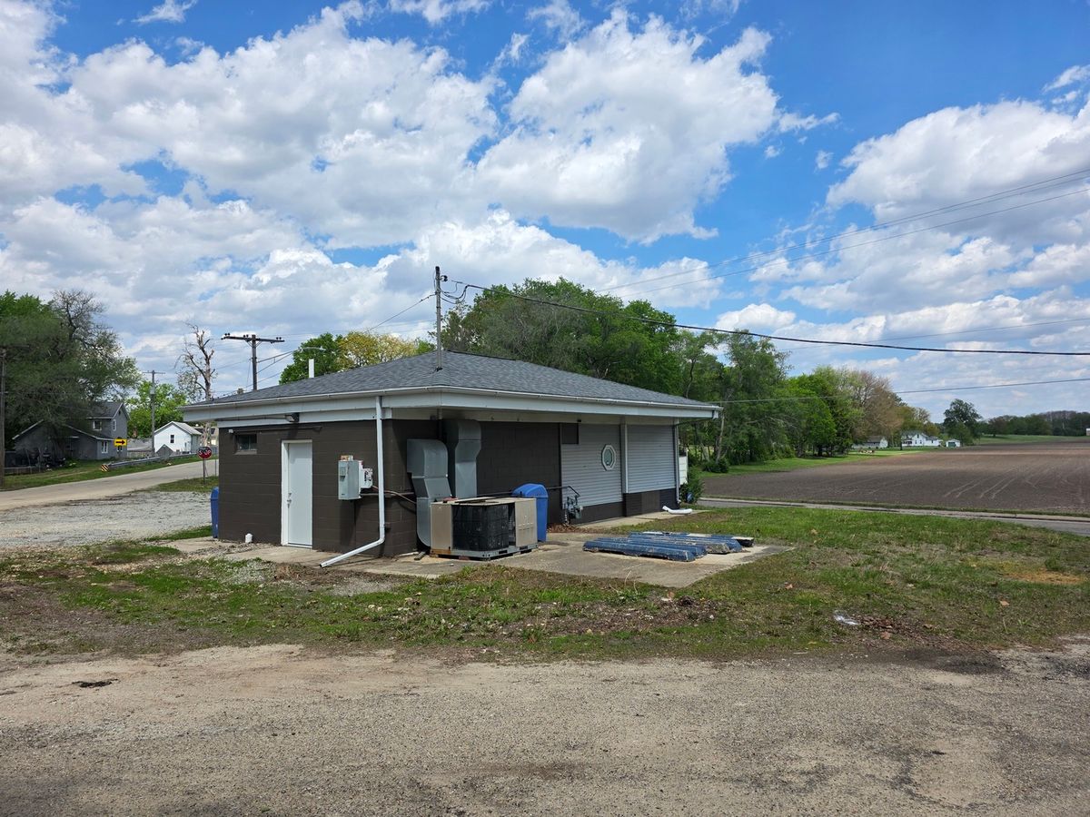 710 Swanson Drive, Prophetstown, IL 61277