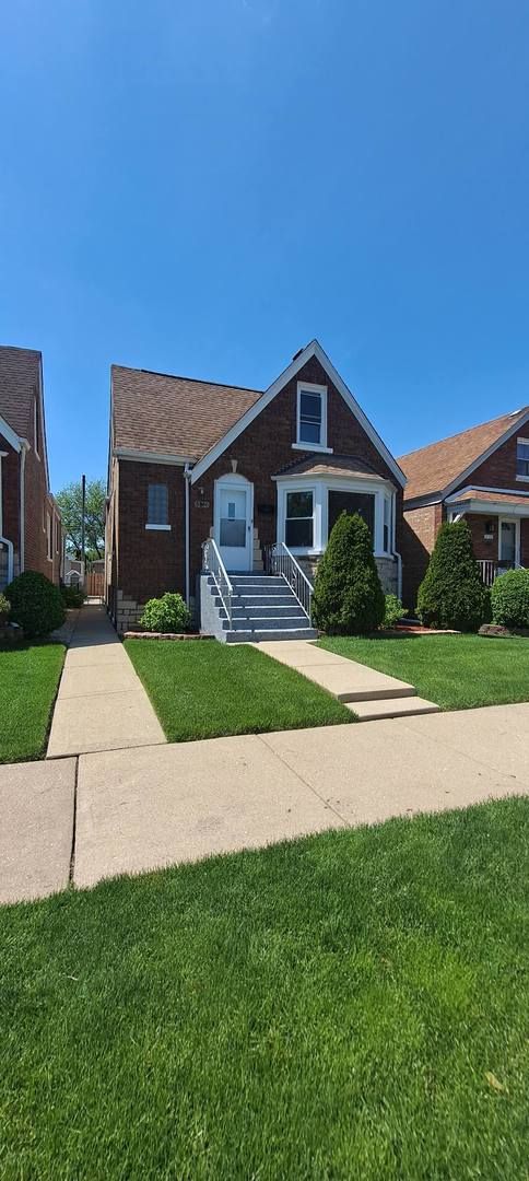 5110 Latrobe Avenue, Chicago, IL 60638