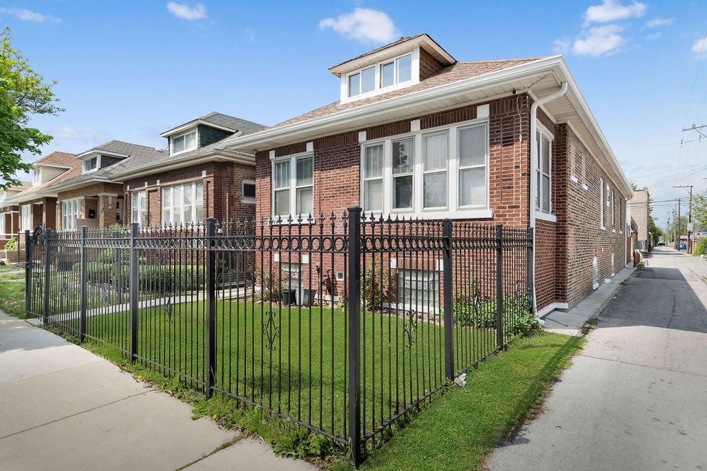 5914 Washtenaw Avenue, Chicago, IL 60629