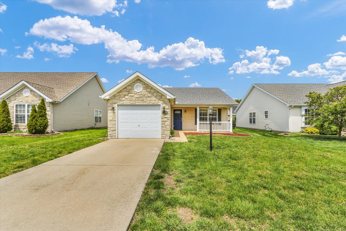 706 Corey Lane, Champaign, IL 61822