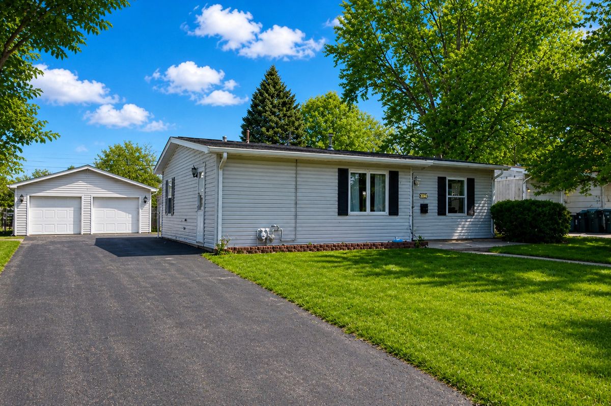 2006 7th Street, Sterling, IL 61081