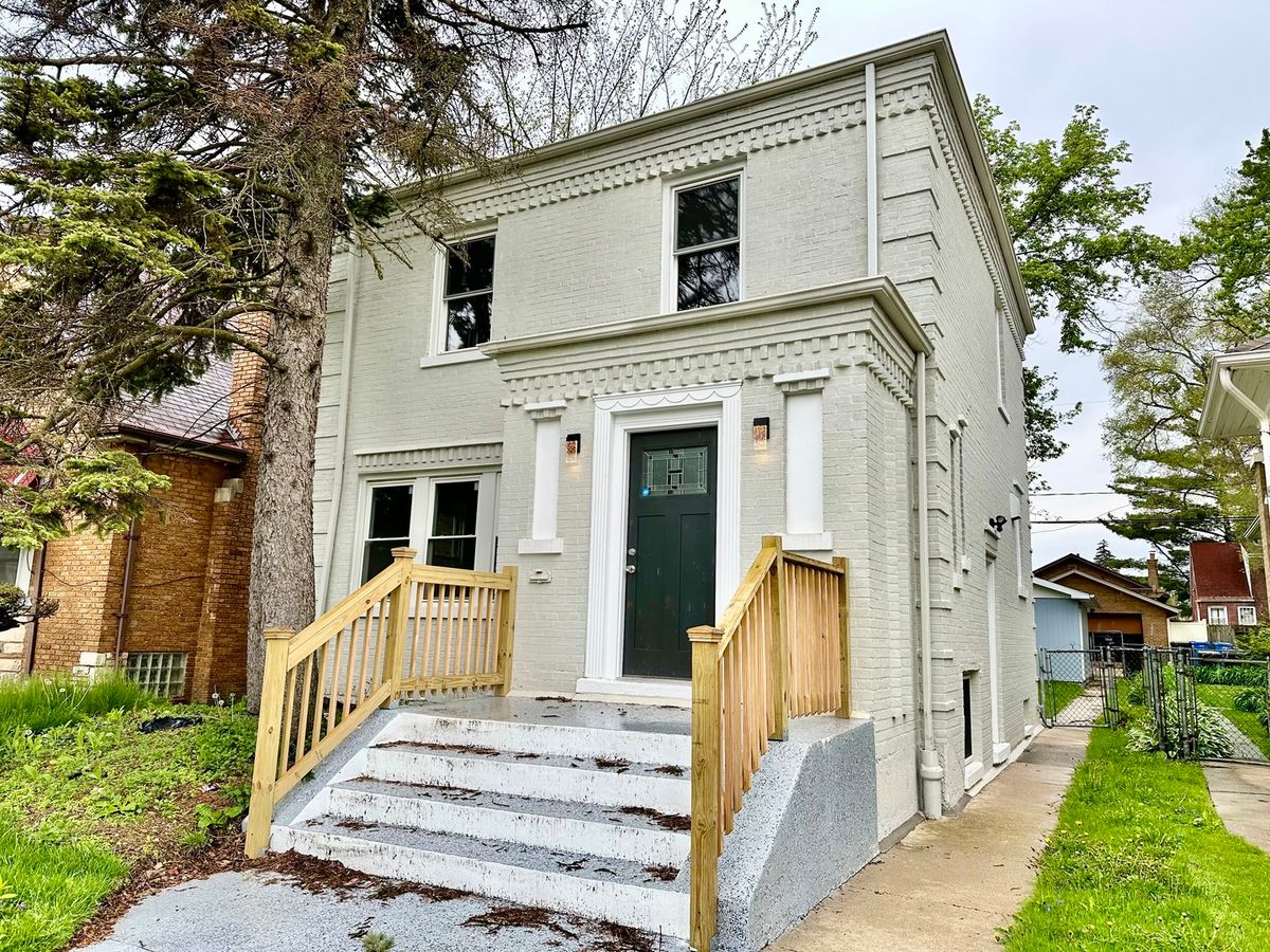 10954 Normal Avenue, Chicago, IL 60628