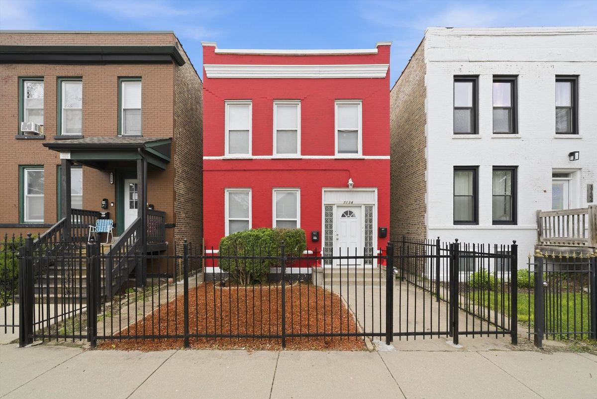 7134 University Avenue, Chicago, IL 60619
