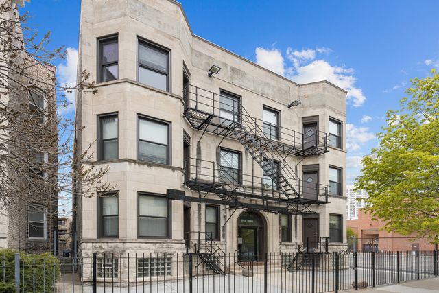 848 Sheridan Road, Chicago, IL 60613